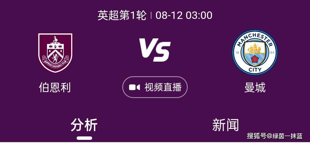 轻轻飘舞的姑娘